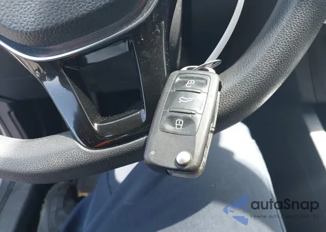 2016 Volkswagen Jetta 1.4T Se z USA, uszkodzony, nr VIN 3VWD67AJ3GM320658